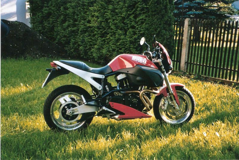 2000 Buell X1 Lightning